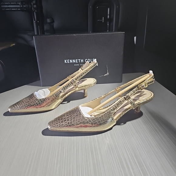 Kenneth Cole New York Shoes - Kenneth Cole Martha Chic Elegant Slingback Kitten Heels Soft Gold Size 7M NEW